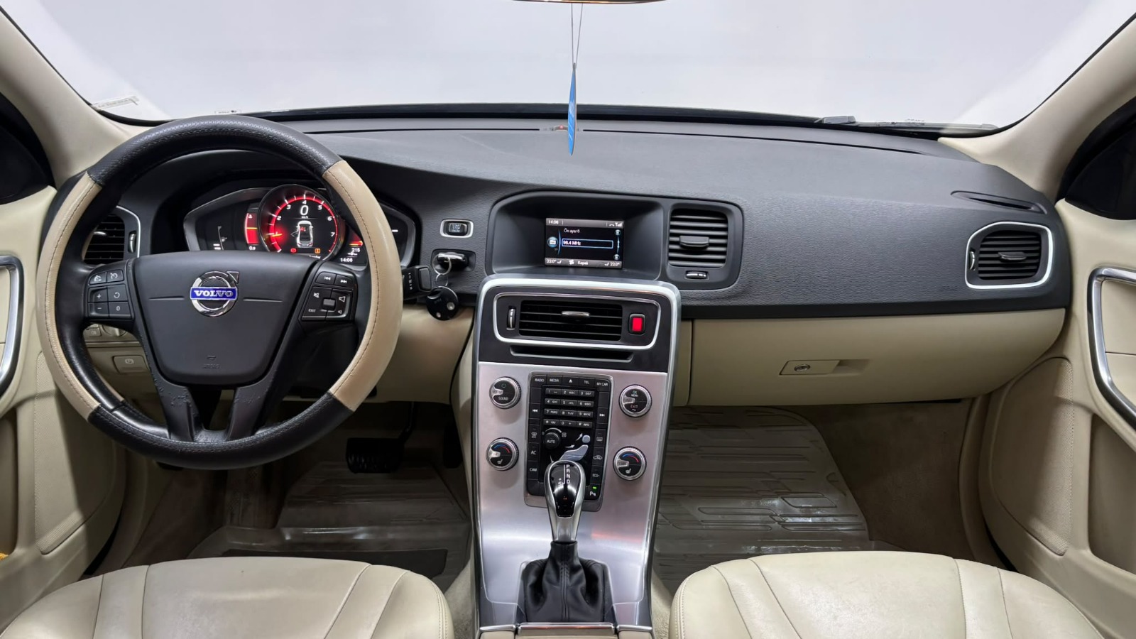 VOLVO S60 9